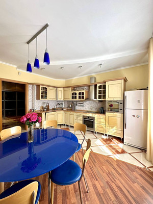 Купить 3-комнатную квартиру